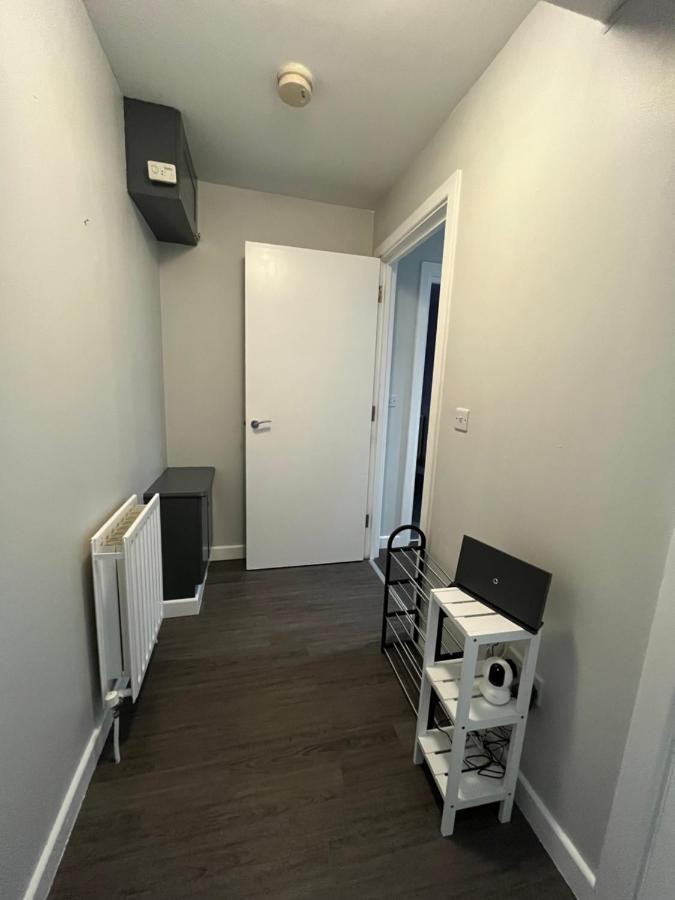 2 Bedroom Ground Floor Apartment เบลฟาสต์ ภายนอก รูปภาพ